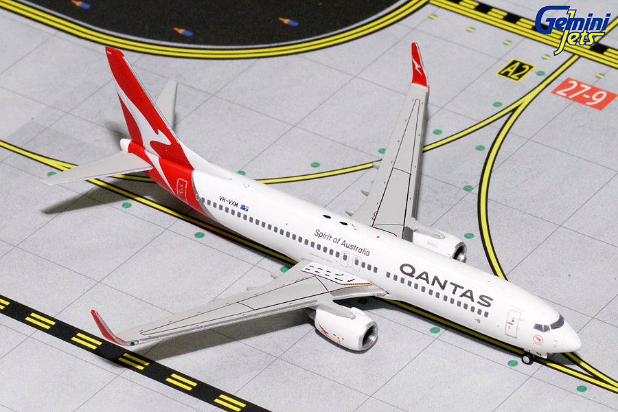 Qantas Boeing 737-800 VH-VXM GeminiJets GJQFA1690 Scale 1:400