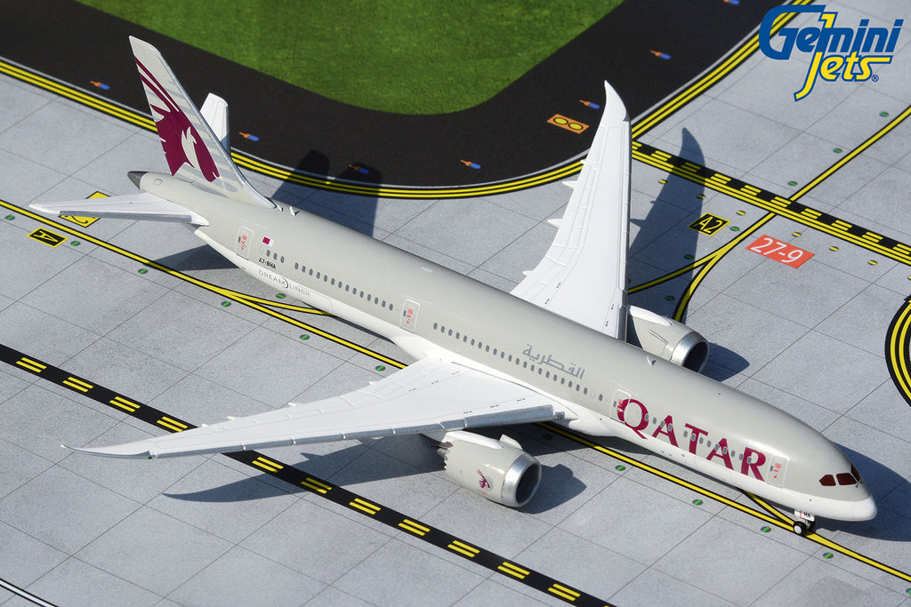 Qatar Airways Boeing 787-9 A7-BHA GeminiJets GJQTR1915 Scale 1:400