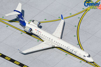 SAS Scandinavian Airlines Bombardier CRJ900ER ES-ACG GeminiJets GJSAS1979 Scale 1:400