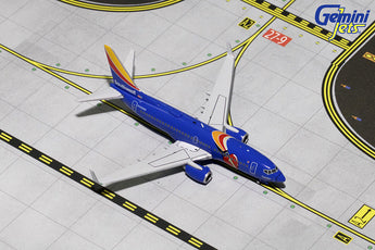 Southwest Boeing 737-700 N409WN "New Triple Crown One" GeminiJets GJSWA1577 Scale 1:400