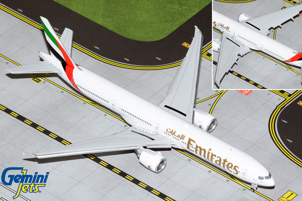 Emirates Boeing 777-300ER Flaps Down A6-END GeminiJets GJUAE2068F Scale 1:400