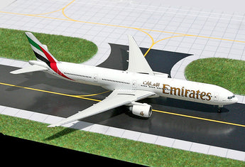 Emirates Boeing 777-300ER A6-ECG GeminiJets GJUAE895 Scale 1:400