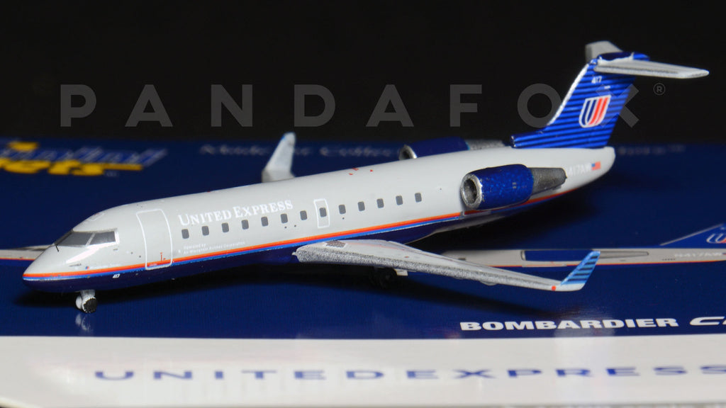 United Express Bombardier CRJ200 N417AW GeminiJets GJUAL1633 Scale 1:400