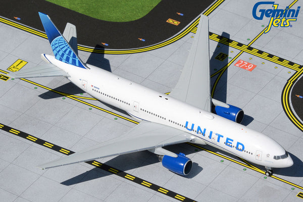 United Boeing 777-200 N210UA GeminiJets GJUAL1939 Scale 1
