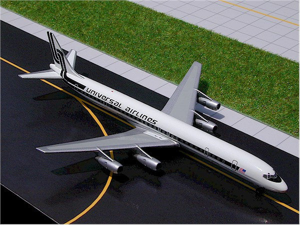 Universal Airlines DC-8-61 N803U GeminiJets GJUVA095 Scale 1:400