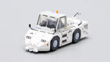JAL Komatsu WT250E Towing Tractor JC Wings GSE2WT250E03 Scale 1:200