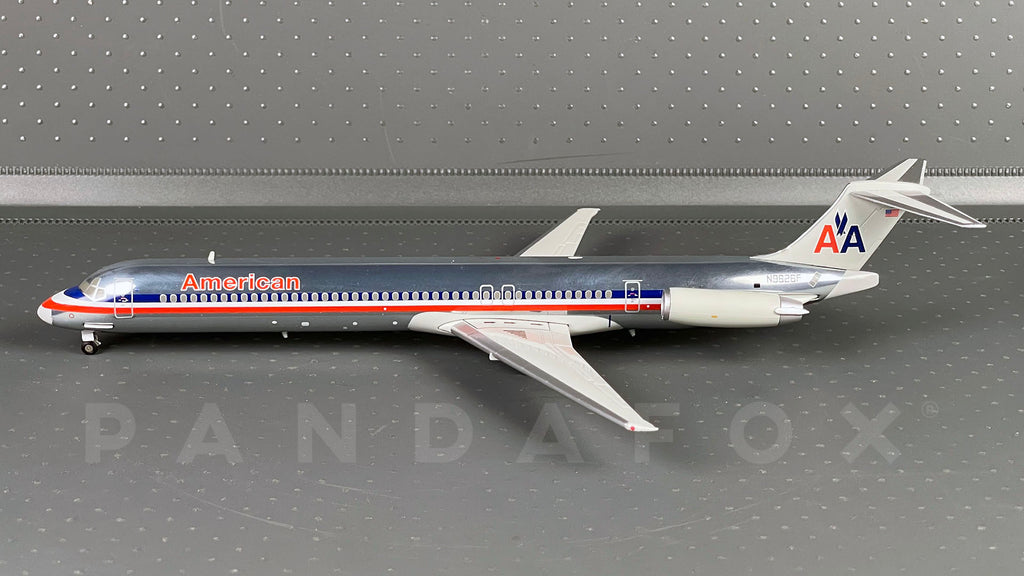 American Airlines MD-83 N9626F Hogan Wings HG9626 Scale 1:200