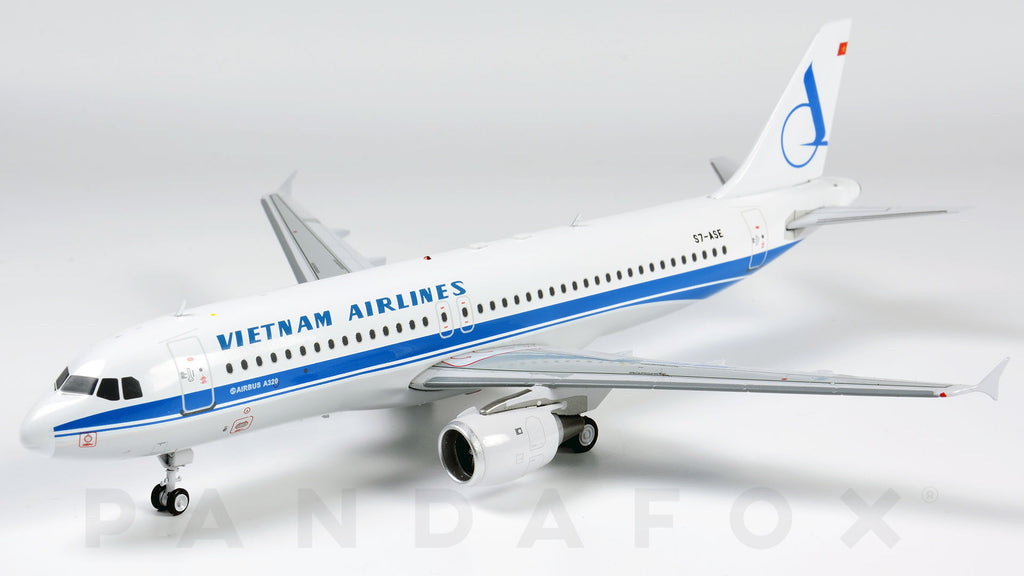 Vietnam Airlines Airbus A320 S7-ASE InFlight IF320VN001 Scale 1:200
