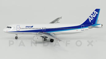 ANA Airbus A320 JA8400 GeminiJets Scale 1:400