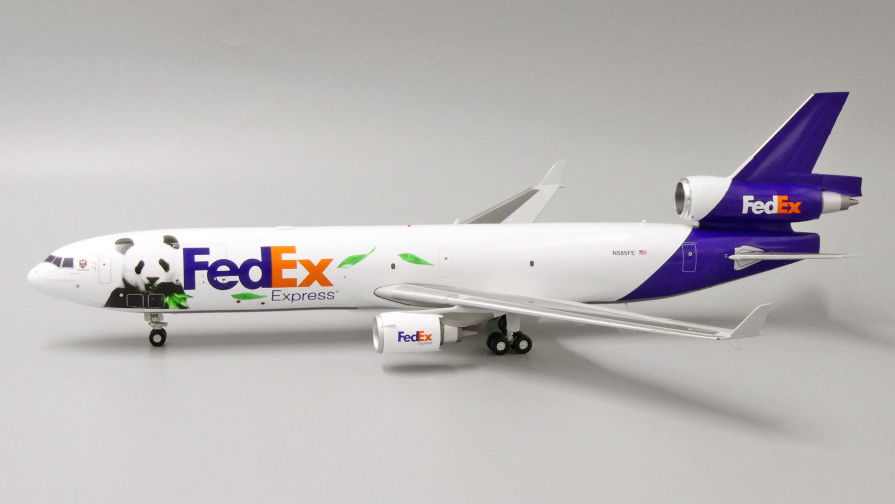 FedEx DC-10 1/200スケールモデル FedEx DC-10 1/200スケールモデル