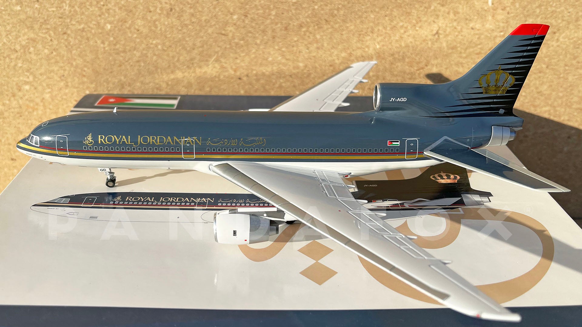 ハイサーイ　JC WINGS 1/200 ANA L-1011 JA850 XX4095_02-1.jpg