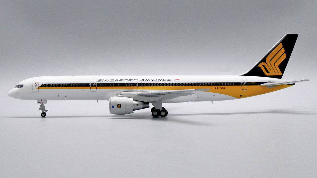 Singapore Airlines Boeing 757-200 9V-SGL JC Wings JC2SIA0223 XX20223 Scale 1:200