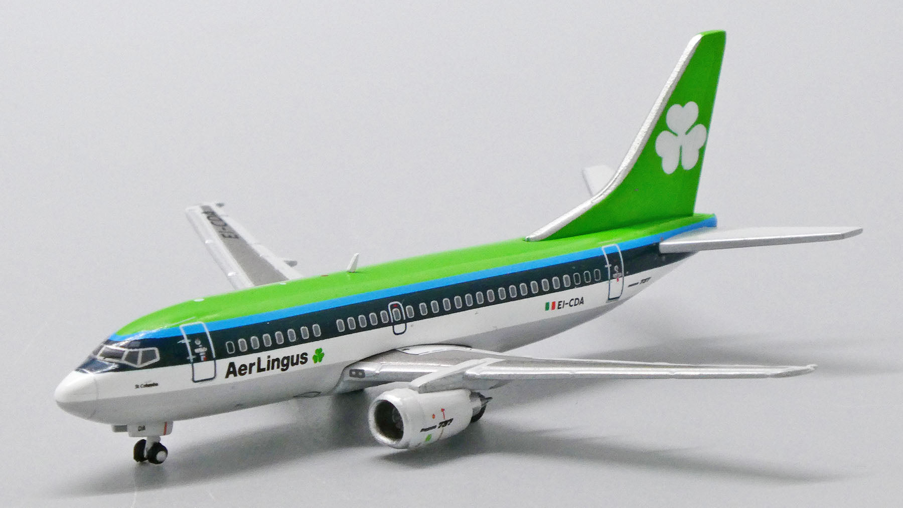 飛行機　エアリンガス Aer LingusBOEING787-200 ER 飛行機 エアリンガス BOEING787-200 ER - メルカリ