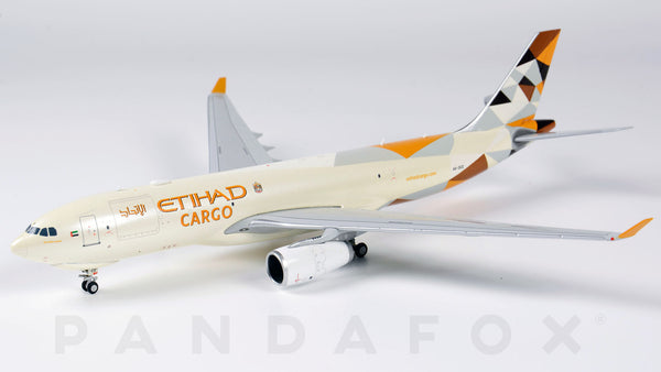 Etihad Cargo Airbus A330-200F A6-DCE JC Wings JC4ETD103 XX4103