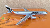 Jetstar Airbus A330-200 VH-EBS JC Wings JC4JST320 JC4320 Scale 1:400