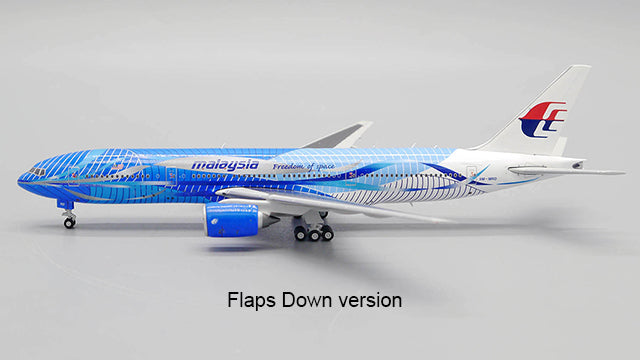 Malaysia Airlines Boeing 777-200ER Flaps Down 9M-MRD Freedom of Space JC Wings JC4MAS485A XX4485A Scale 1:400