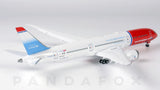 Norwegian Boeing 787-9 Flaps Down G-CKLZ UNICEF JC Wings JC4NAX027A XX4027A Scale 1:400