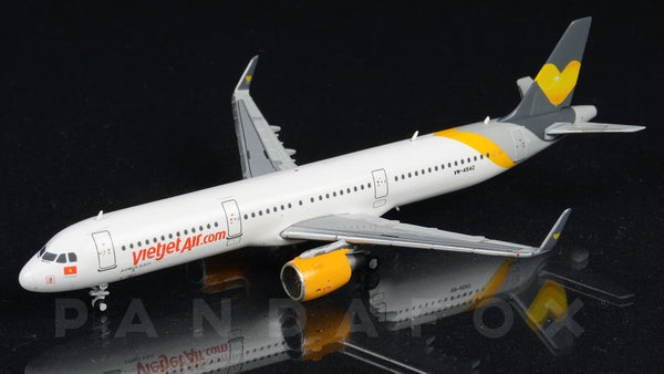 VietJet Air Airbus A321 VN-A542 Thomas Cook Livery JC Wings