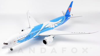 China Southern Boeing 787-9 B-1242 JC Wings LH2CSN126 LH2126 Scale 1:200