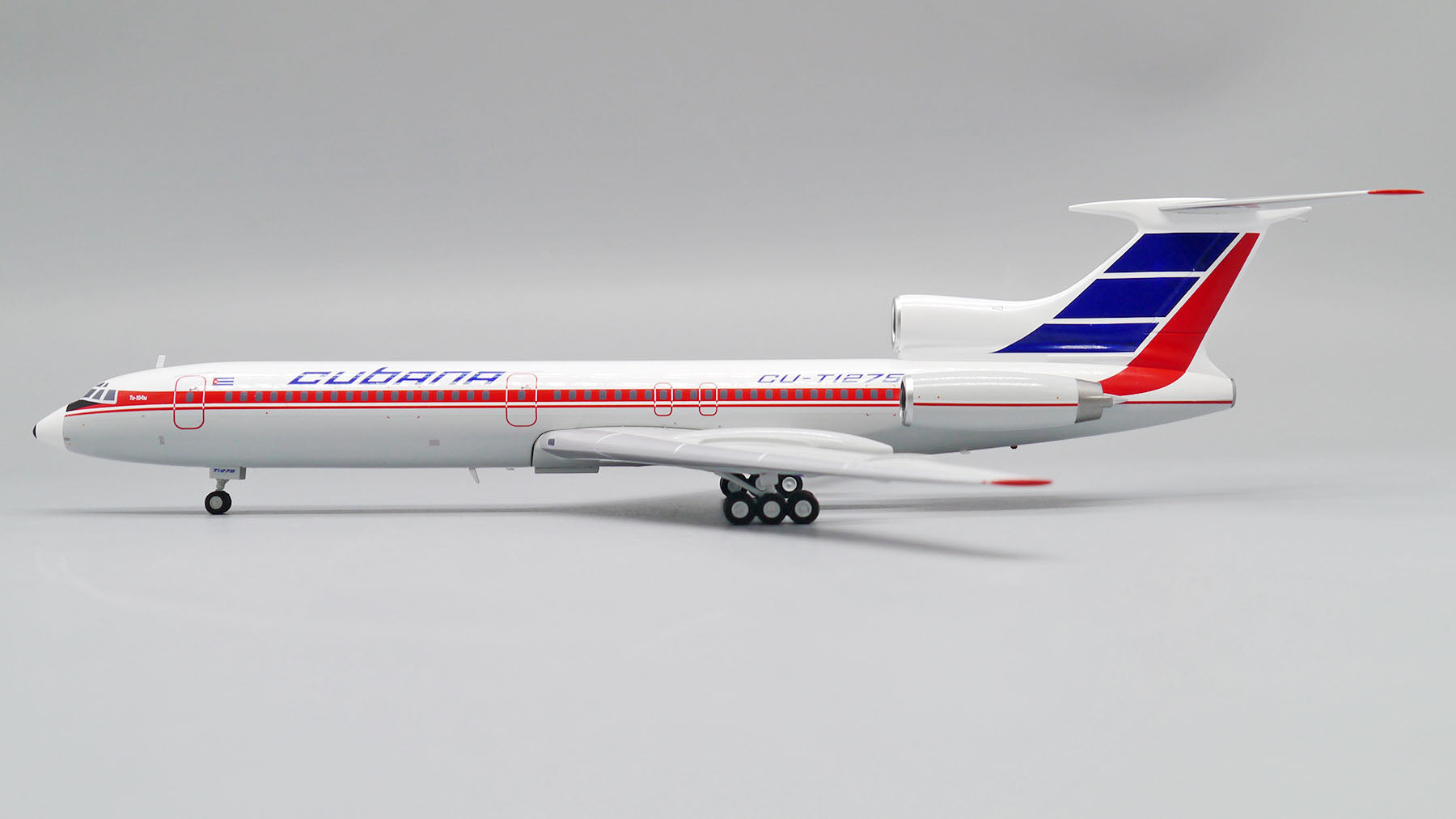 航空機・ヘリコプター CUBANA Tupolev Tu-154 CU-T1756 LH2CUB284_1.jpg?v=1673648486