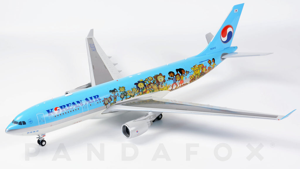 Korean Air Airbus A330-200 HL8212 Children Drawing Contest JC Wings LH2KAL085 LH2085 Scale 1:200