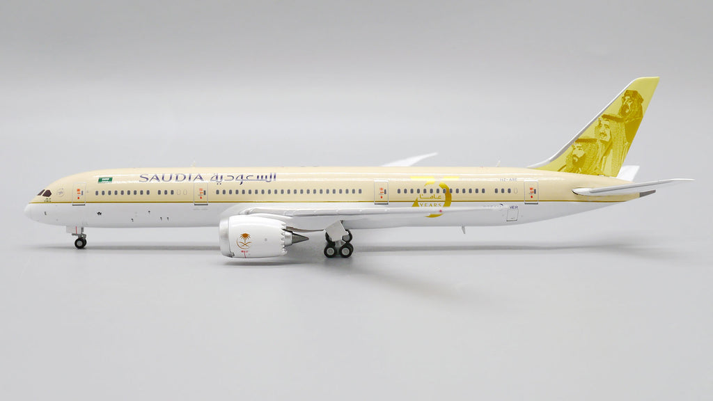 Saudia Boeing 787-9 HZ-ARE 75 Years JC Wings LH4SVA274 LH4274 Scale 1:400