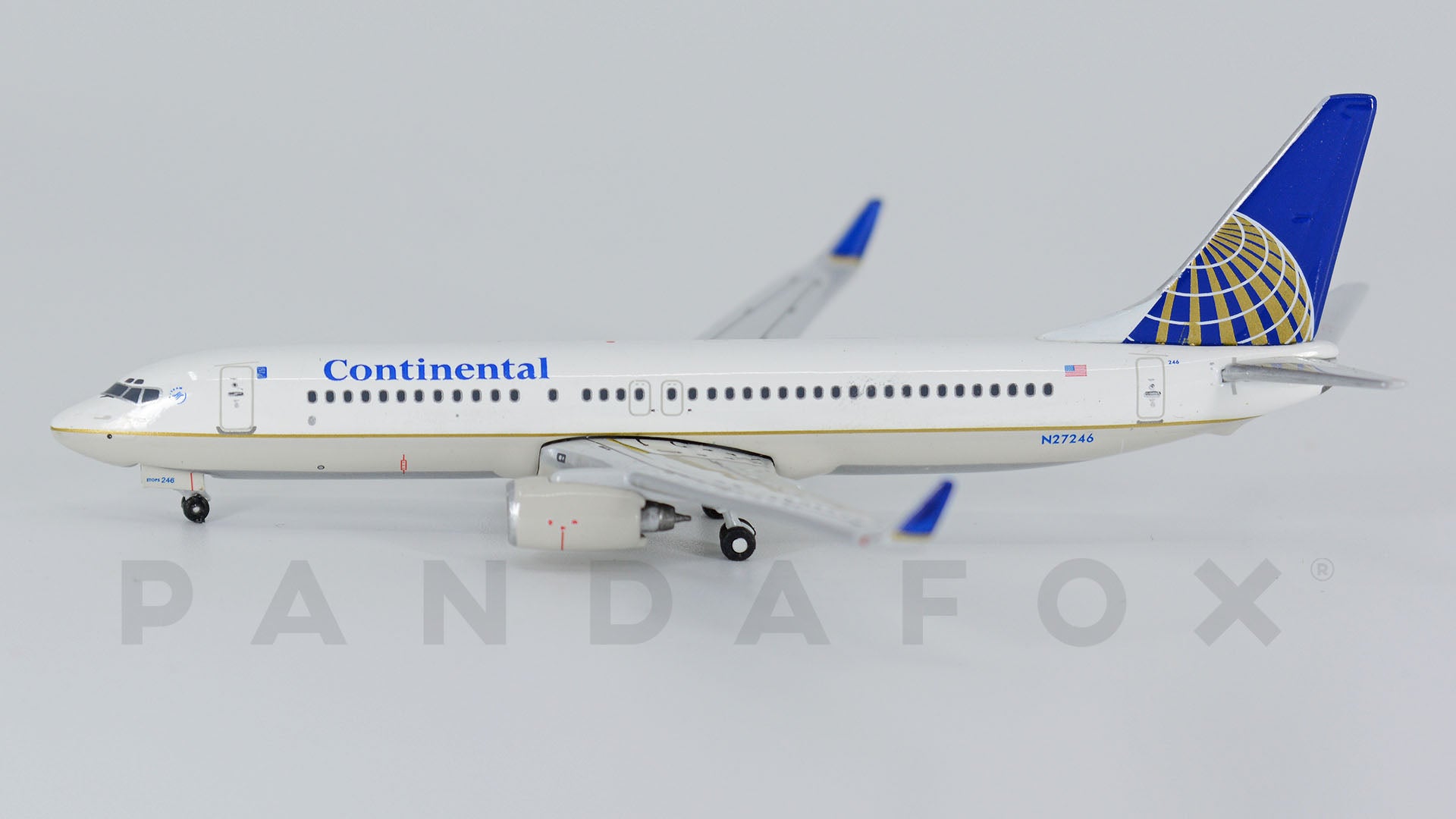 J Fox / Gemini scale 1:200 Singapore Airlines BOEING 737-800