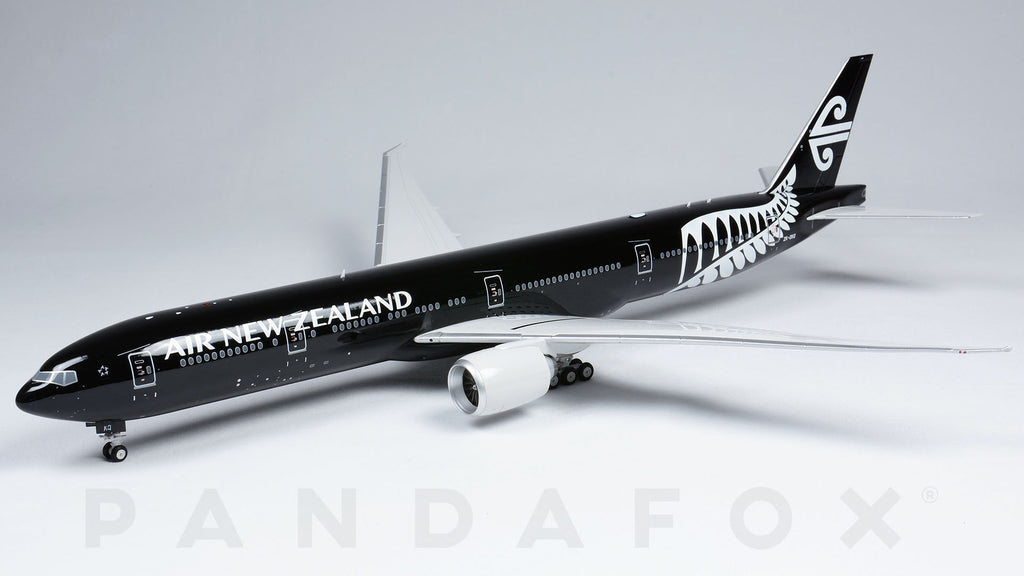 Air New Zealand Boeing 777-300ER ZK-OKQ All Blacks Phoenix PH2ANZ206 Scale 1:200