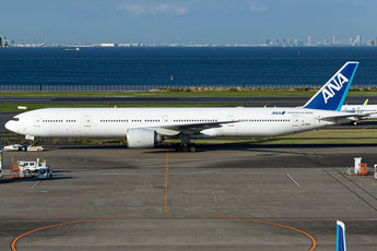 ANA Boeing 777-300ER JA789A Phoenix PH4ANA2312 04463 Scale 1:400