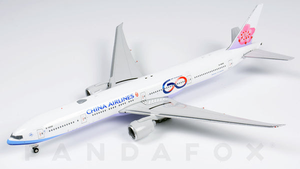 China Airlines 航空機モデル 約30cm China Airlines Boeing 777-300ER B-18006 60th Anniversary Phoenix