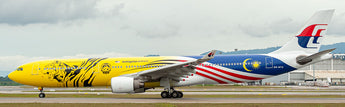 Malaysia Airlines Airbus A330-300 9M-MTG Harimau Malaya Phoenix PH4MAS2103 Scale 1:400