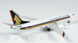 Singapore Airlines Boeing 737 MAX 8 9V-MBN Phoenix PH4SIA2011 Scale 1:400