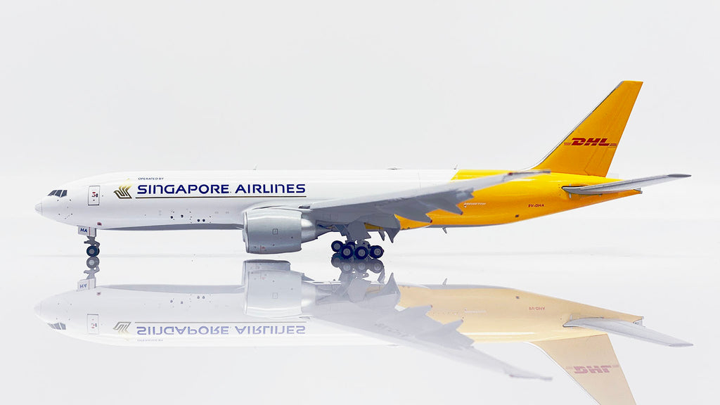 AlisCargo Airlines Boeing 777-200ER Flaps Down EI-GWB JC Wings LH4LSI265A LH4265A Scale 1:400