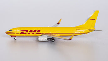 DHL Boeing 737-800BDSF N916SC NG Model 58066 Scale 1:400