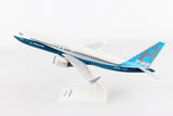 Boeing House Boeing 737 MAX 8 N8701Q Skymarks SKR935 Scale 1:130